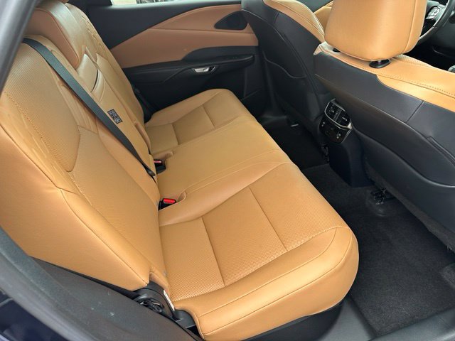 Used 2023 Lexus RX 350 Premium w/ Cold Area Package AWD/4WD image 11