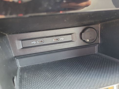 Used 2023 Volkswagen Taos S image 24