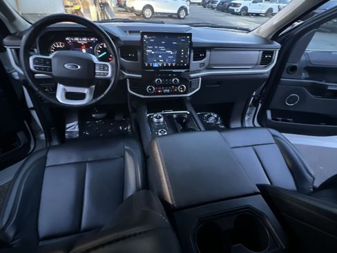 Certified 2024 Ford Expedition XLT AWD/4WD image 23