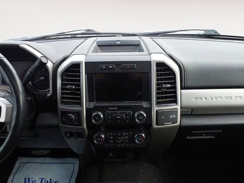 Used 2021 Ford F350 Lariat w/ Camper Package image 11