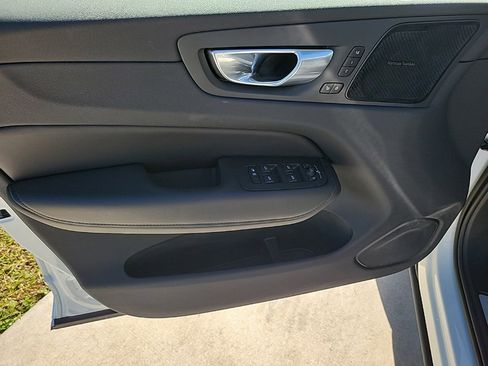 Used 2023 Volvo XC60 B5 Plus w/ Protection Package Premier image 13