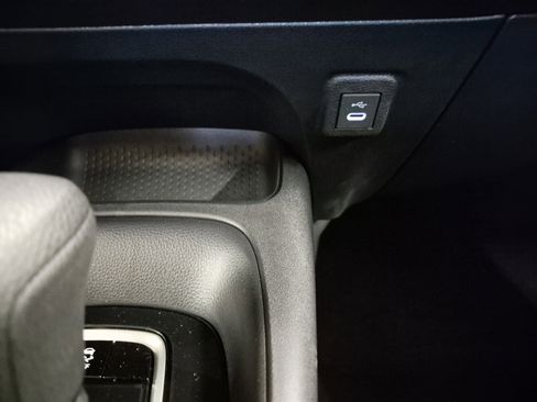 Used 2026 Toyota Corolla LE FWD image 29