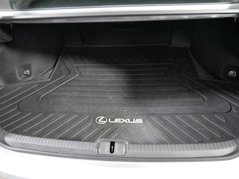 Used 2019 Lexus ES 350 w/ Premium Package FWD image 18