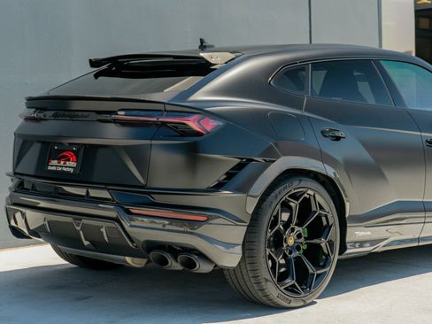 Used 2024 Lamborghini Urus Performante AWD/4WD image 36