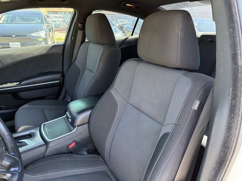 Used 2022 Dodge Charger SXT image 20