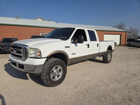 Used 2005 Ford F350 Lariat AWD/4WD image 1