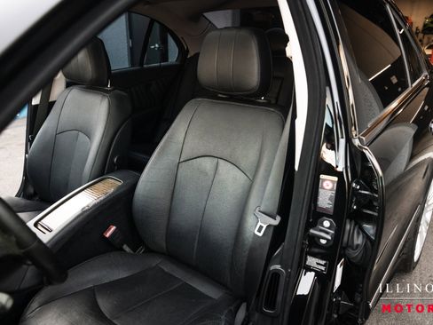 Used 2007 Mercedes-Benz E 550 Sedan image 17