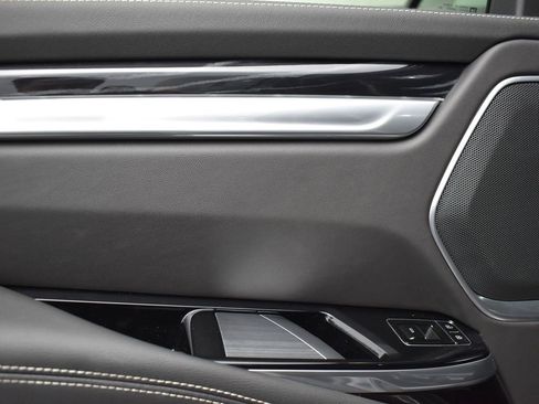 Certified 2025 Cadillac Escalade ESV Sport w/ Touring Package image 25