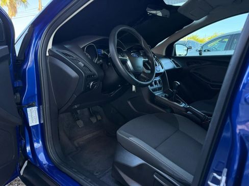 Used 2012 Ford Focus SE FWD image 37
