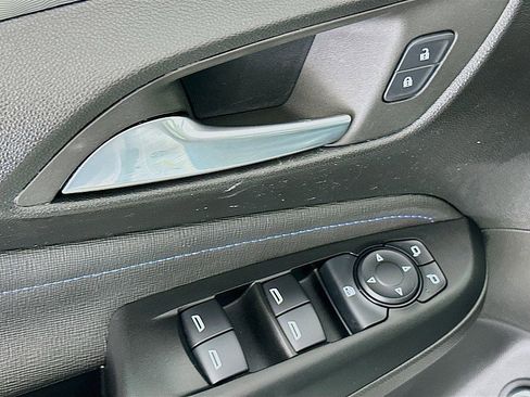 Used 2024 Buick Envista Sport Touring w/ Convenience I Package image 19