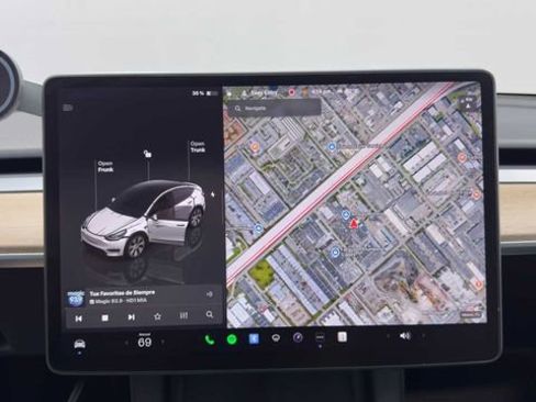 Used 2024 Tesla Model Y Long Range AWD/4WD image 26