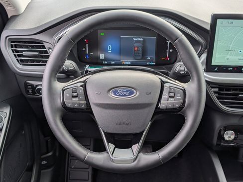 New 2026 Ford Escape SE image 12