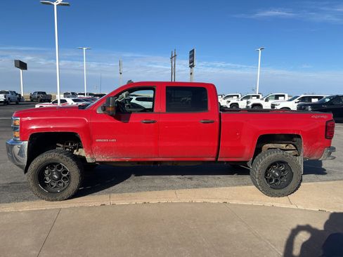 Used 2015 Chevrolet Silverado 2500 LT w/ LT Convenience Package image 8