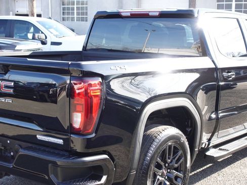 Used 2023 GMC Sierra 1500 Elevation image 11