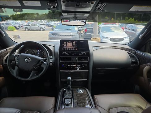 Used 2024 Nissan Armada Platinum w/ Cargo Package RWD image 17