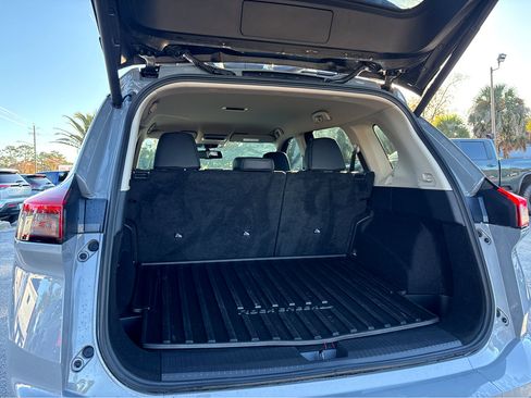 Used 2025 Nissan Rogue SV w/ Rock Creek Premium Package image 22