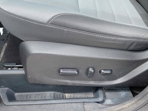 Used 2015 Ford Escape SE w/ Equipment Group 201A AWD/4WD image 26