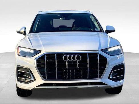 Used 2023 Audi Q5 2.0T Premium Plus w/ Premium Plus Package image 3