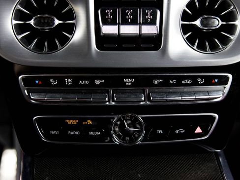 Used 2023 Mercedes-Benz G 550 image 33