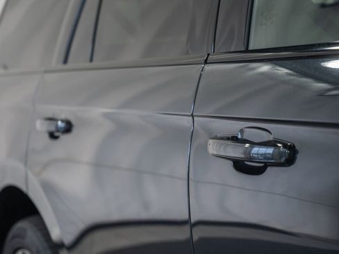 Used 2025 Ford Expedition Platinum w/ Stealth Appearance Package AWD/4WD image 19