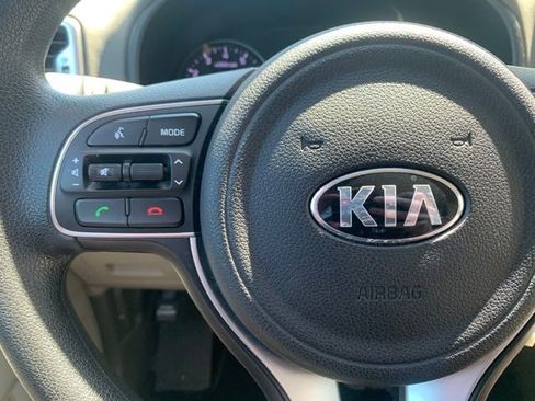 Used 2018 Kia Sportage LX w/ LX Popular Package FWD image 8
