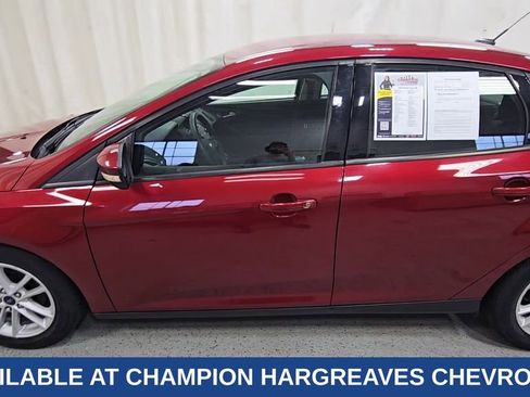 Used 2017 Ford Focus SE image 8