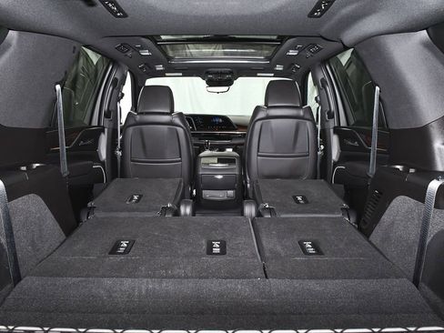 Used 2021 Cadillac Escalade Premium Luxury w/ Driver Assist Tech Package AWD/4WD image 72