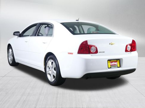Used 2011 Chevrolet Malibu LS FWD image 5