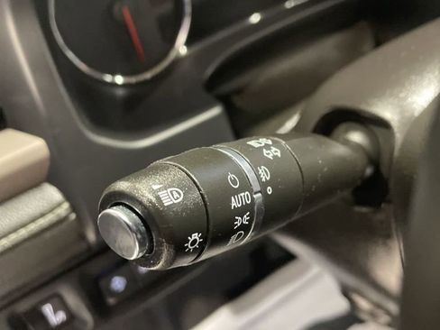 Used 2023 GMC Acadia Denali image 20