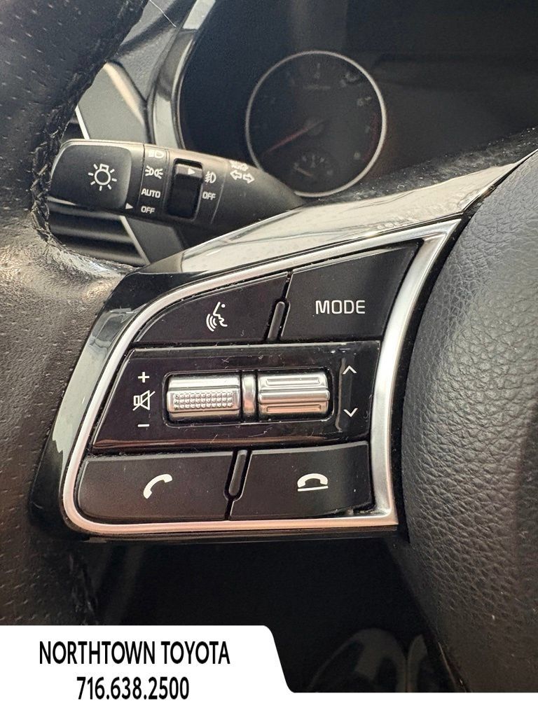 Used 2023 Kia Seltos SX w/ SX Sunroof Package AWD/4WD image 18