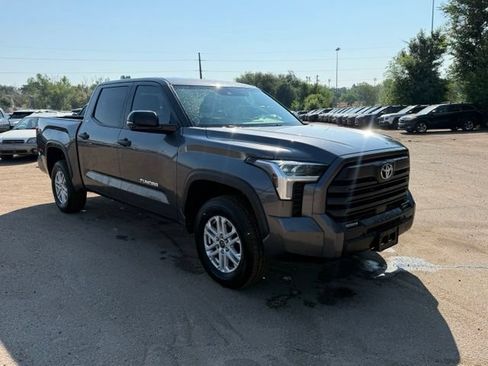 Used 2024 Toyota Tundra SR5 w/ SR5 Convenience Package AWD/4WD image 7