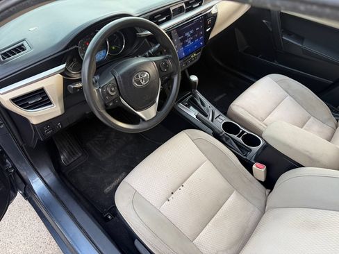 Used 2014 Toyota Corolla LE FWD image 2