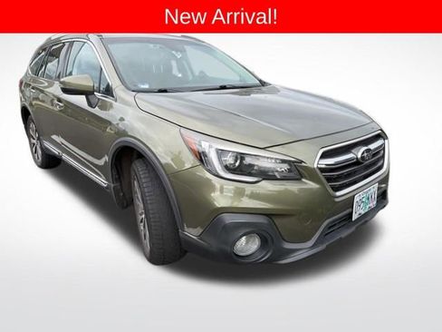 Used 2018 Subaru Outback 3.6R Touring w/ Protection Package #1 AWD/4WD image 1