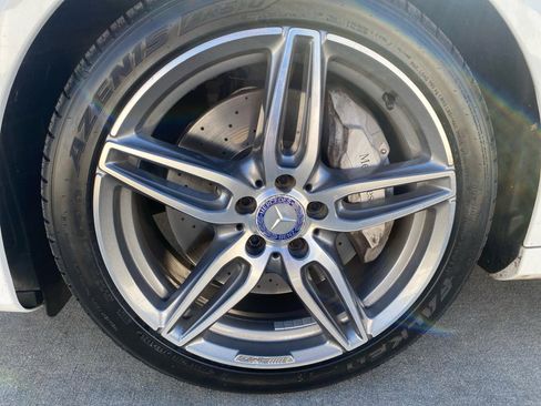 Used 2017 Mercedes-Benz E 300 w/ Premium 1 Package image 29