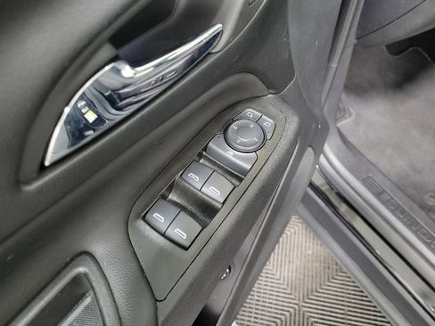 Used 2023 Chevrolet Equinox LT w/ Driver Convenience Package AWD/4WD image 27