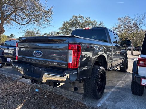 Used 2017 Ford F250 XLT image 6