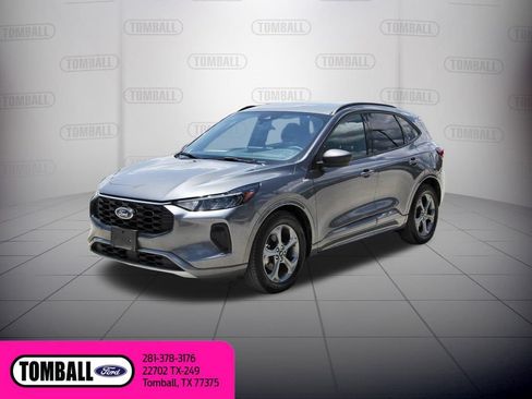 Used 2023 Ford Escape ST-Line w/ Tech Pack #1 FWD image 3