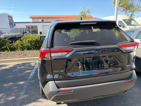 Used 2025 Toyota RAV4 XLE w/ Convenience Package AWD/4WD image 6