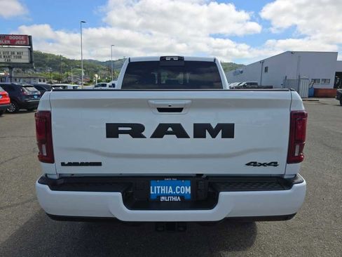New 2026 RAM 2500 Laramie AWD/4WD image 4