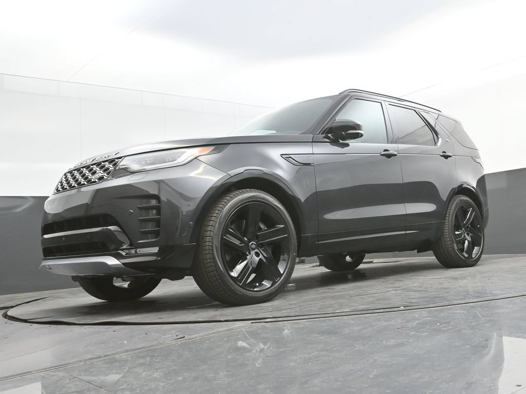 Used 2026 Land Rover Discovery Limited Edition AWD/4WD image 40