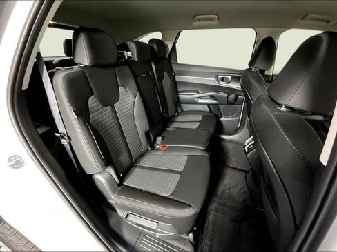 New 2026 Kia Sorento LX FWD image 10