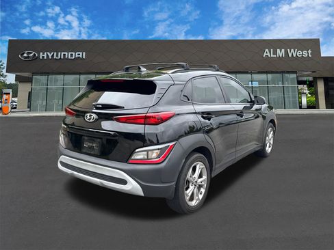 Used 2023 Hyundai Kona SEL FWD image 5