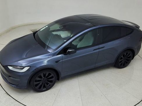 Used 2022 Tesla Model X image 77