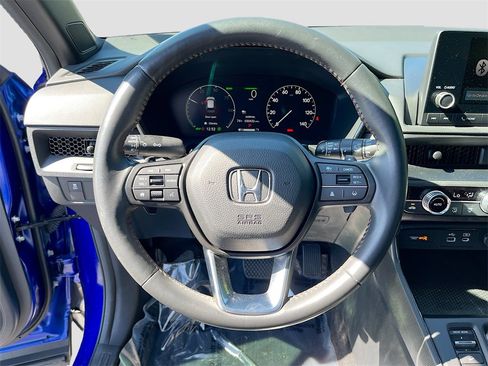 Used 2023 Honda CR-V Sport image 9