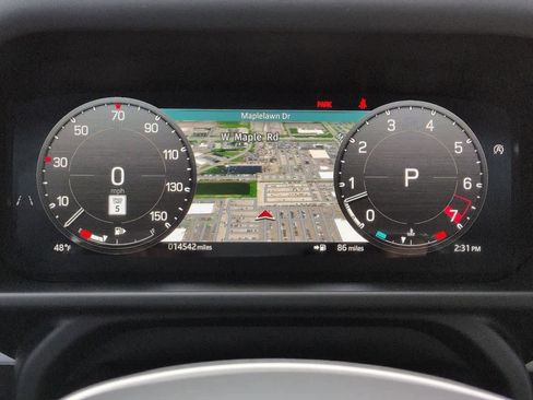 Used 2024 Land Rover Defender 130 S image 36