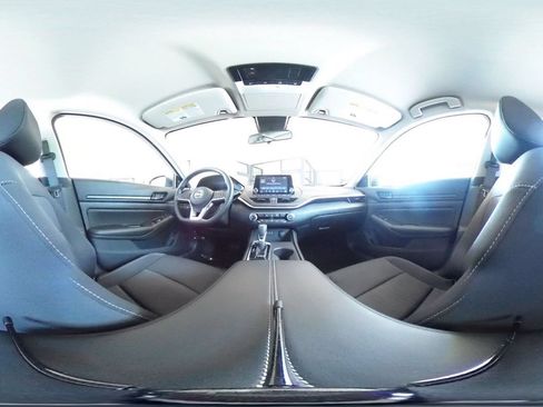 Used 2026 Nissan Altima 2.5 SV FWD image 42