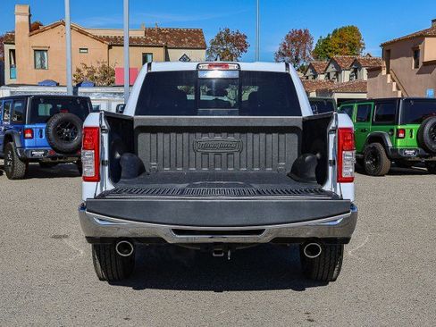 Used 2019 RAM 1500 Big Horn image 6
