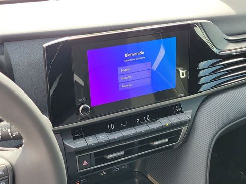 Used 2026 Toyota Camry SE w/ Convenience Package image 29