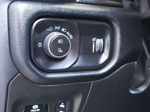 Used 2022 RAM 1500 Big Horn AWD/4WD image 22