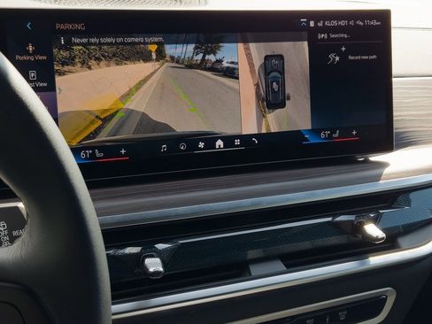 Used 2026 BMW X5 xDrive40i w/ Premium Package image 18